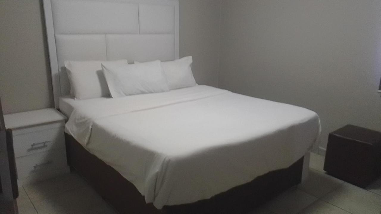 The Apartment On Katherine Street In Central Sandton Johannesburg Buitenkant foto